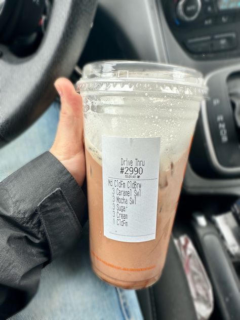 Sweet Dunkin Coffee Order, Dunkin Coffee Order Ideas Sweet, Dunkin Donuts Cold Brew Order, Sweet Dunkin Drink Orders, Sweet Dunkin Donuts Iced Coffee, Dunkin Cappuccino, Coffee Orders Dunkin, Dunkin Cold Brew Order Ideas, Dunkin Cold Brew Order