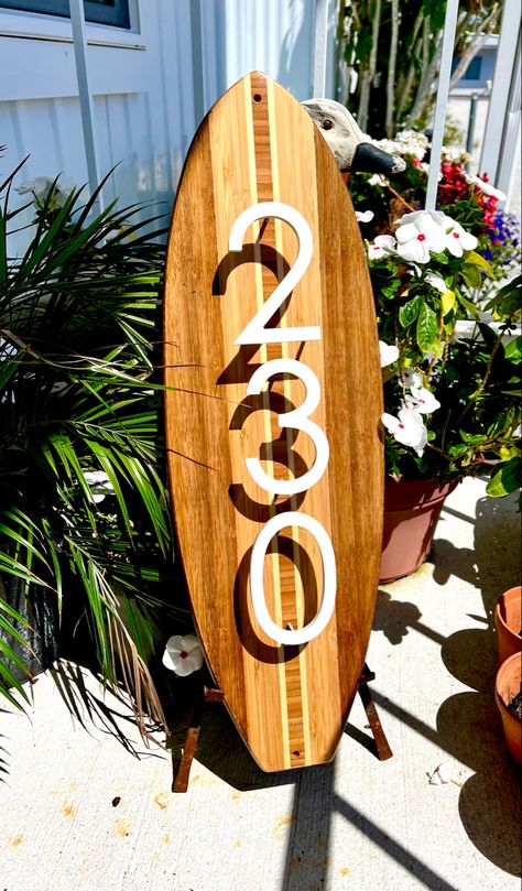 Surfboard Diy Decor, Surfboard Art Decor, House Number Ideas Beachy, Surfboard Signs Diy, Surf Board Decor, Santa Monica Beach House, Surf Signage, Surfboard Signage, Beach Address Signs