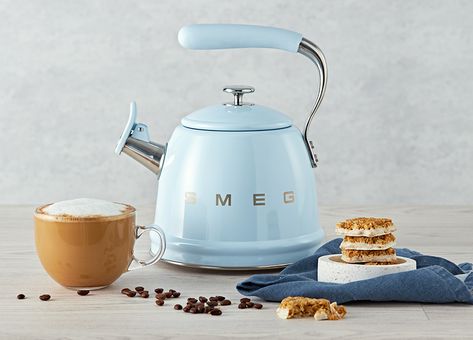 Smeg Kitchen Appliances, Smeg Kitchen, Kitchen Appliance Set, Smeg Appliances, Stovetop Kettle, Retro Revival, Fitbit Watch, New Lifestyle, Sound Systems