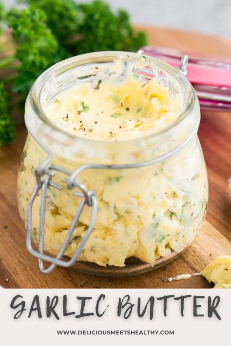 Roasted Garlic Butter Recipe, Mashed Potatoes Baked, Easy Roasted Garlic, Garlic Butter Spread, Garlic Butter Recipe, Roasted Garlic Butter, Flavored Butter Recipes, Butter Recipes Homemade, Make Garlic Butter