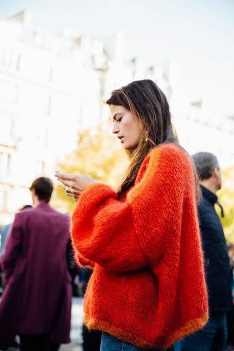 ORANGE INSPO Orange Pullover, Orange Sweater, Fashion Tag, Orange Sweaters, Looks Street Style, Street Style Inspiration, Mode Inspo, Looks Style, Mode Inspiration