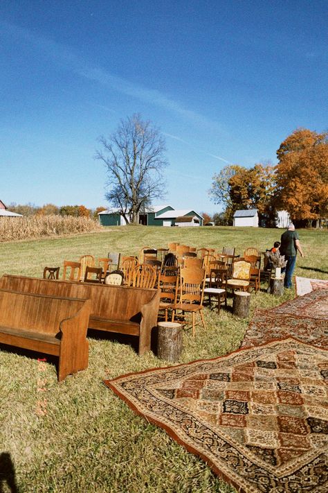 Eclectic Outdoor Wedding Decor, Diy Outdoor Wedding Seating, Wedding Venue Seating, Turning Backyard Into Wedding, Boho Indie Wedding, Outside Casual Wedding Ideas, Diy Yard Wedding, Seating For Outdoor Wedding, Bluegrass Wedding Theme