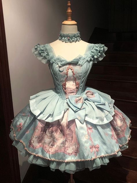 Mealine Martinez Outfit, Crybabycore Aesthetic Outfit, Crybabycore Outfits, Crybabycore Aesthetic, Viral Outfits, Aesthetic Ballet, Coquette Dress, Magical Girl Outfit, Cake Dress