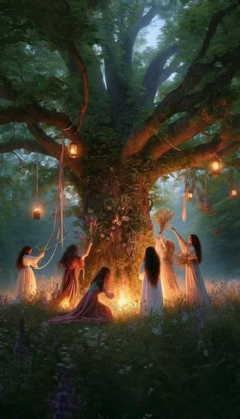 Pagan Aesthetic, Forest Goddess, Arte Yoga, Pagan Spirituality, Download Anime, Beltane, Witch Art, Witch Aesthetic, Fantasy Aesthetic