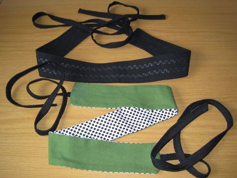 How to make fabric wrap belt An OBI belt is so easy to create. You need to make sure it is long enough to fit around your waist but not too long that it overlaps. And you must make sure it wide enough to have some impact but not so wide that it bunches. Mine … Wrap Belt Pattern, Obi Belt Diy, Easy Accessories, Obi One, Diy Belt For Dresses, Diy Corset, Diy Clothes Patterns, Obi Belts, Summer Sewing Projects