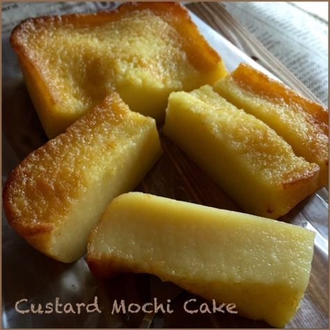 My Mind Patch: Custard Mochi Cake 吉士糯米糕 Custard Mochi, Michigan Cake, Sweet Rice Flour Recipe, Cassava Pone, Chinese Sweets, Hawaii Recipes, Chinese Deserts, Rice Flour Recipes, Chinese Desserts