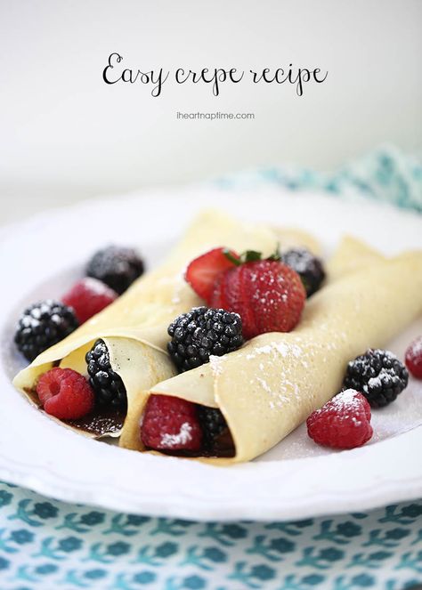 The perfect crepe recipe on iheartnaptime.net -light, easy to make and completely delicious! Best Crepe Recipe, Homemade Crepes, Easy Crepe Recipe, Crepe Recipe, Easter Brunch Food, Crepe Recipes, Awesome Recipes, Brunch Ideas, Köstliche Desserts