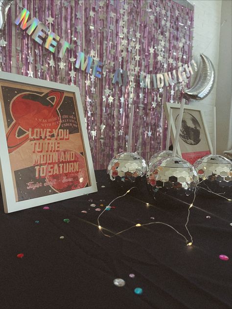 Mirror Ball Birthday Theme, Lavender Haze Birthday Party, Taylor Swift Midnights Birthday Party, Bejeweled Birthday Party, Lavender Haze Party, Taylor Swift Inspired Party, Swiftie Sleepover, Mirror Ball Party, Midnights Bejeweled