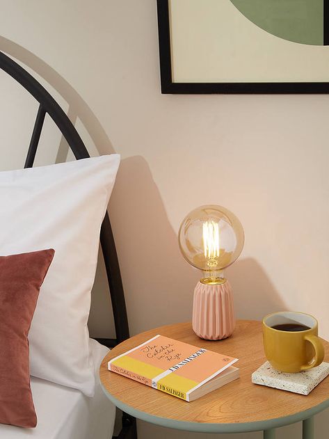 Bedside Table Lamps Bedrooms, Small Lamp Shades, Small Lamps, Uni Room, Bedroom Gift, Desk Table, Bedroom Lamps, House Room, Minimalist Living