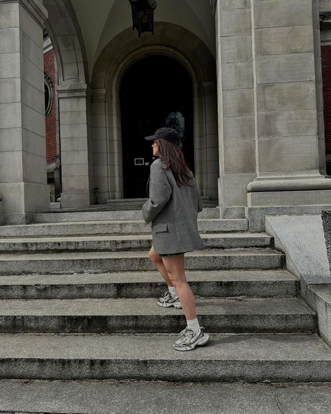 Casual Sunday. ______ Casual outfit, pleated skirt, mini skirt, Balenciaga 3xl, Balenciaga trainers, spring fashion, spring outfit idea, London fashion blogger #springfashion #casualoutfit #balenciagasneakers #balenciaga3xl #zaraoutfit #trendylook #outfitinspiration #ootdfashion #europeanstyle #springoutfit Outfit Pleated Skirt, Pleated Skirt Mini, Balenciaga Trainers, Spring Outfit Idea, Skirt Mini, Fashion Spring, Outfit Idea, London Fashion, Casual Outfit