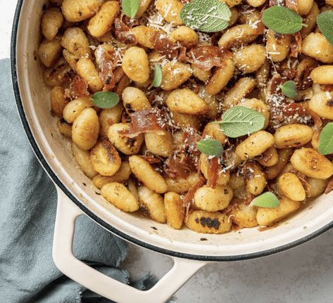 Meal Plan Monday #315 - Southern Plate Butter Gnocchi, Pan Fried Gnocchi, Italian Side Dishes, Prosciutto Pasta, Prosciutto Recipes, Crispy Prosciutto, Brown Butter Sauce, Gnocchi Recipe, Wonderful Wednesday