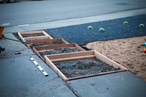 How to Make Floating Concrete Steps — Mid Century Modern Interior Designer - Portfolio Floating Concrete Steps, Landscape Stairs, Concrete Staircase, Concrete Walkway, Interior Design Portfolios, Front Walkway, Exterior Stairs, Concrete Stairs, Floating Stairs