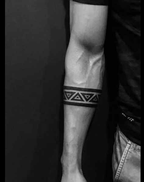 Tattoo Ideas For Men Forearm, Armband Tattoos For Men, Band Tattoos For Men, Tattoos For Men And Women, Armband Tattoos, Forearm Band Tattoos, Hand And Finger Tattoos, Armband Tattoo Design, Wrist Tattoos For Guys