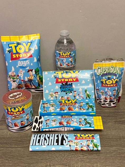 Custom treats Toy Story Goody Bag Ideas, Toy Story Girl Birthday, Toy Story Candy Table Ideas, Toy Story Birthday Party Ideas Food, Toy Story Dessert Table, Buzz Lightyear Birthday Party, Toy Story Birthday Cake, Custom Treats, Buzz Lightyear Birthday