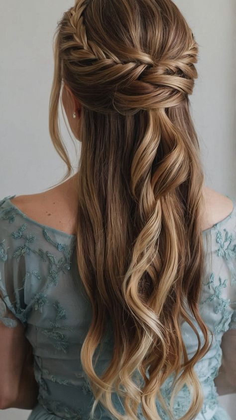 bridesmaid hairstyle Braided Half Up Half Down Hair Front View, Medium Length Viking Braids, Round Face Half Up Half Down, Bride Hair Braid Half Up, Haïr Style For Party, Bridal Hair Down With Braid, Greek Mythology Hairstyles, Prom Hairstyles With Braids, Bridal Hair Half Up Front View