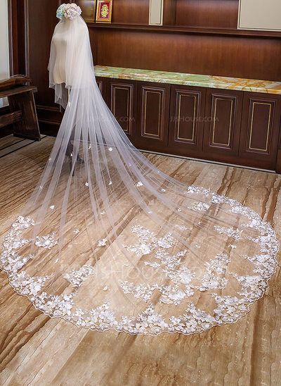 Bellas Wedding, Lace Cathedral Veil, Ivory Bridal Veil, Long Veil Wedding, Cathedral Bridal Veils, Floral Veil, Cathedral Wedding Veils, Flower Veil, Wedding Bridal Veils