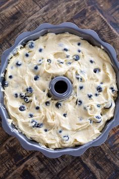 Blueberry Pudding Cake Recipes, Jewish Blueberry Sour Cream Bundt Cake, Blueberry Bundt Cake Recipes Sour Cream, Dash Bundt Cake Recipes, Blueberry Sour Cream Bundt Cake, Blueberry Sour Cream Pound Cake, Sour Cream Blueberry Coffee Cake, Blueberry Pound Cake Recipe, Recipes With Sour Cream