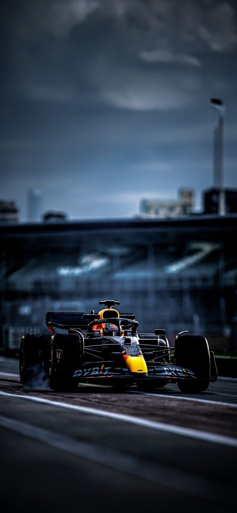 F1 Phone Wallpaper, Formula 1 Red Bull, Bulls Wallpaper, F1 Wallpaper, Red Bull F1, Auto Racing Events, F1 Racing, Cool Wallpapers Art, Red Bull Racing