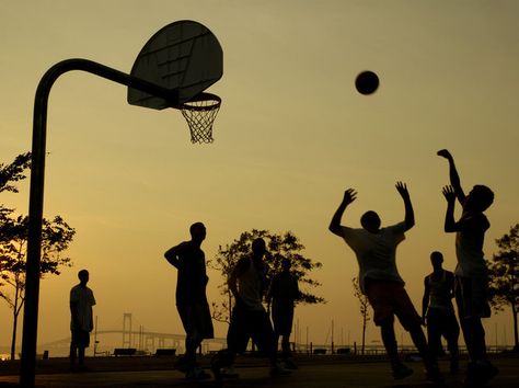 Pickup basketball may be losing out to computer games. People Playing Basketball, Pickup Basketball, Nature Deficit Disorder, Urban Sport, Basketball Practice, Basketball Tips, American Teen, Basketball Workouts, Basketball Camp