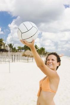 Volleyball Overhand Serving Drills for Beginners Serving Drills For Beginners, Soccer Hair Bows, Volleyball Serve, Soccer Hair, Vertical Jump Training, Basketball Tricks, Volleyball Skills, Volleyball Tips, Volleyball Workouts