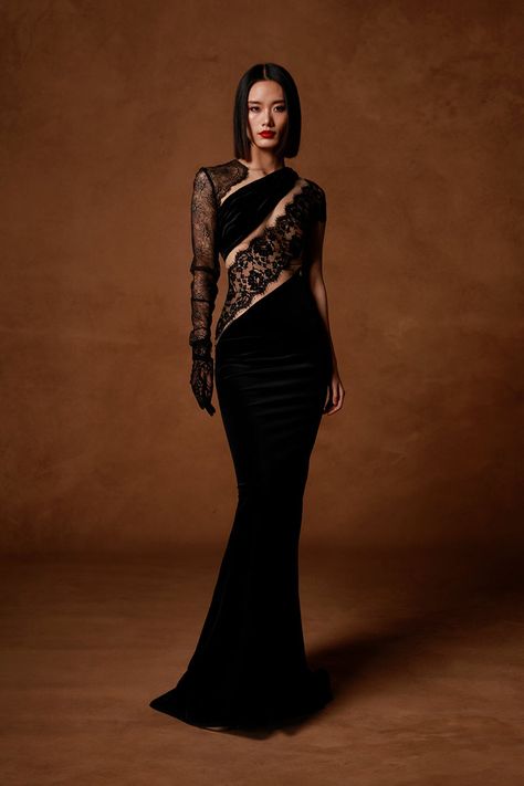 Dance The Night Away In Bronx and Banco's Dramatic Fall Collection Bronx And Banco, Luxury Dresses, Futuristic Fashion, Lace Dress Long, Gala Dresses, Fantasy Dress, Long Sleeve Lace Dress, Elegant Chic, Metallic Dress