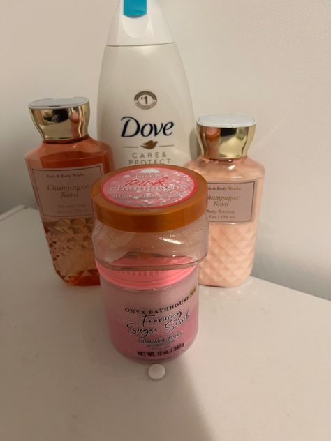 Dove Antibacterial Body Wash, Dove Antibacterial, Foaming Body Scrub, Antibacterial Body Wash, Shea Sugar Scrub, Scent Combos, Dove Body Wash, Face Skin Care Routine, Serious Skin Care