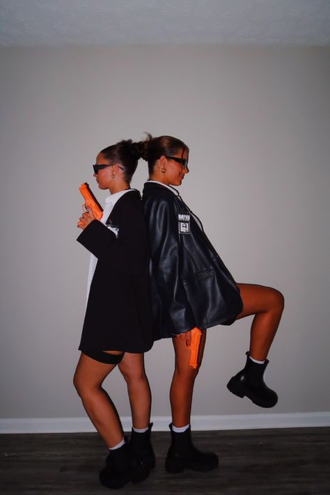 Business Women Halloween Costume, Teenage Dirtbag Halloween Costume, Micheal Jackson Halloween Costume Women, Men I Black Halloween Costume, Gang Member Costume, Cia Halloween Costume, Men In Black Outfit Halloween, All Black Couples Costume, Duo Halloween Costumes Men In Black