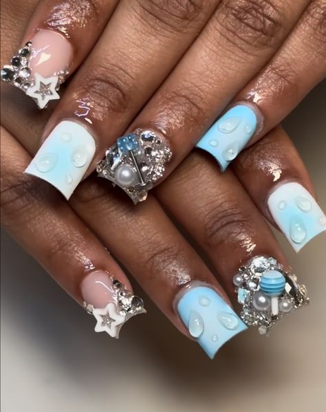 Freestyle Short Nails, Blue Junk Nails, Royal Blue Nails Acrylic Short, Powder Blue Nails Designs, Blue Cute Nails, Birthday Nails Blue, Short Blue Nails, Blue And Silver Nails, Silver Nail Designs