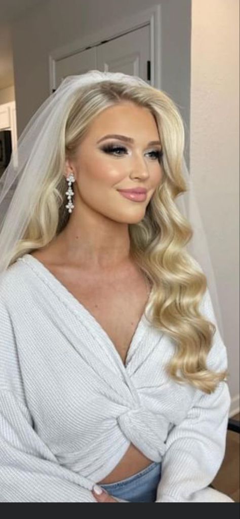 Wedding Down Do For Medium Hair, Retro Waves Wedding Hair, Wedding Hair For Mermaid Dress, Wedding Hair Down To The Side, Hollywood Bride Hair, One Side Pinned Back Hair Wedding Curls, Hair For Off The Shoulder Dress Wedding, Bride Hair Curly Down, Long Blonde Wedding Hair With Veil