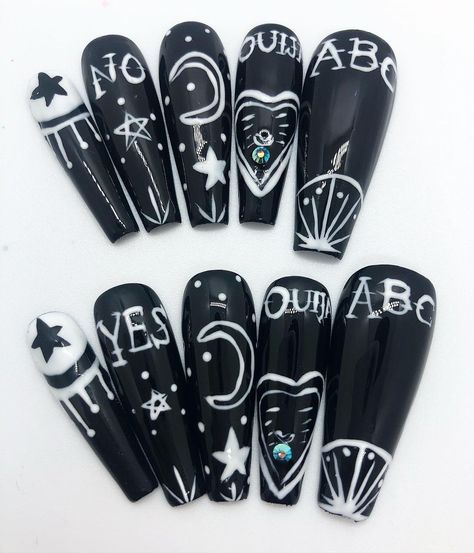 Ouija Board Nail Art, Ouija Nail Art, Ouija Board Nails, Ouija Nails, Goth Nail Art, Halloween Acrylic, Halloween Acrylic Nails, Goth Nails, Painted Nail Art