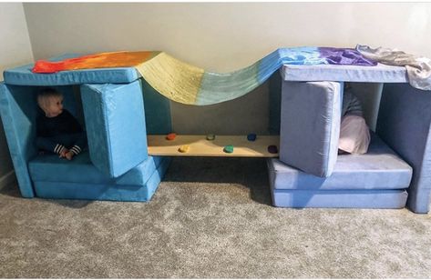 Nugget And Pickler Triangle, 2 Nugget Fort Ideas, Pickler Triangle And Nugget, Pickler Triangle And Nugget Builds, Nugget Formations, 2 Nugget Builds, 2 Nugget Couch Configurations, 2 Nugget Couch Builds, Nugget Fort