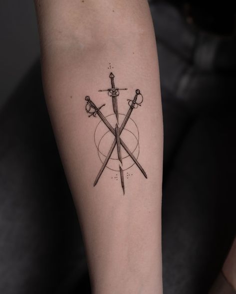 In memory of Aniek’s best friend who was a part of their friendship trio known as the ‘Three Musketeers’. I had the honor of creating this tattoo featuring three swords symbolizing their bond. This piece was so special to work on, and I’m glad of how beautifully it turned out. Thanks Aniek 🤍 . . . . . . . #tattoodesign #tattoo #tattoos #tattooart #tattooartist #ink #art #tattoolife #inked #tattooed #tattooist #tattooing #tattooink #loistacke.tattoo #tattooflash #tattooer #artist #loistacke #b... Three Musketeers Tattoo, Three Swords Tattoo, Three Of Swords Tattoo, Paintbrush Tattoo, Matching Tattoos For Siblings, Group Tattoos, Friendship Tattoo, Simple Tattoos For Guys, Back Piece Tattoo