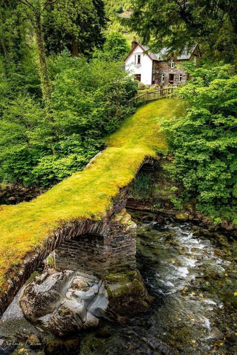 Stone Arches, Fairy Tale Cottage, Uk Landscapes, Interesting Buildings, Snowdonia, Outdoor Lover, North Wales, Rolling Stone, English Countryside