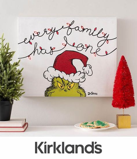 Diy Christmas Signs, Grinch Christmas Decor, Grinch Decorations, Grinch Christmas Party, Whoville Christmas, Grinch Christmas Tree, Grinch Christmas Decorations, Christmas Card Art, Homemade Christmas Cards