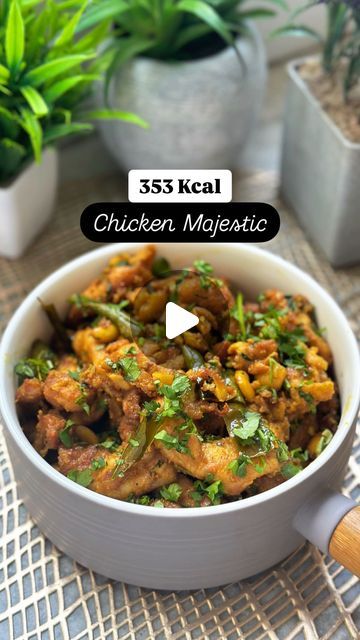 Aathira Sethumadhavan on Instagram: "Chicken “Majestic” indeed 😏👑 
I can’t believe I’ve never tried this before! One of THE yummiest crispy fried chicken recipes ever. 
And idk about you but I love dosa-fried chicken. 🤓
Full recipe with macros pinned in comments. 

.
#foodblogfeed #friedchicken #healthyfood #airfryerrecipes #indianfood" Chicken Majestic Recipe, Chicken Majestic, Crispy Fried Chicken, Macro Meals, Fried Chicken Recipes, Air Fryer Recipes, Fried Chicken, Indian Food Recipes, Air Fryer