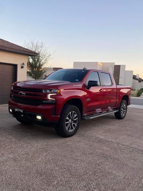 Red Chevy Trucks, Red Chevy Silverado, 1988 Chevy Silverado, Chevy Z71, Custom Silverado, Texas Edition, 2018 Chevy Silverado 1500, Chevy Trucks Silverado, Full Size Pickup Truck