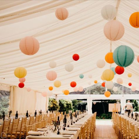 English Country Wedding Marquee, Garden Party Marquee Decorations, Marquee Wedding Reception Decoration, Simple Marquee Decoration, Marquee Wedding Ceiling Decoration, Summer Marquee Wedding, Marquee Wedding Uk, Marquee Party Ideas, Rustic Marquee Wedding