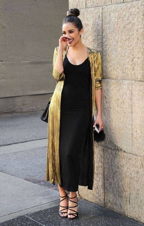 Pub Outfit, Black And Gold Outfit, Olivia Culpo Style, Kimono Outfit, Olivia Culpo, Celebrity Street Style, Looks Style, Ladies Dress Design, Kimono Fashion