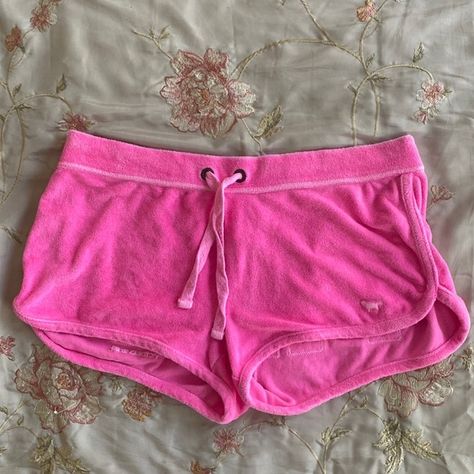 PINK sleep shorts Clothing Basket, Sleeping Shorts, 2000s Clothing, Functional Wardrobe, 2000s Clothes, Pj Shorts, Cute Pajamas, Sleep Shorts, Cute Clothing