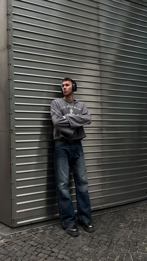 A fit inspo from the BMS-community. Wearing the mystical cross cropped sweater and bms jewelry. What do you think of the fit? #fitinspo #croppedfit #meninspo #baggyjeans Cropped Sweater Outfit, Sweater Outfits Men, Jeans Cropped, Necklaces Jewelry, International Fashion, Rings Necklaces, Fit Inspo, Crop Tshirt, Fashion Labels