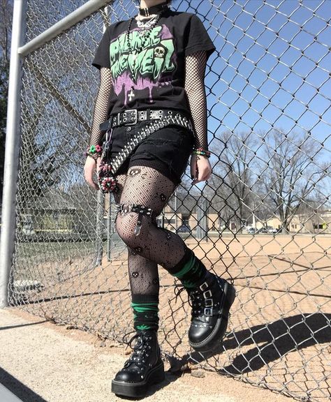 All Posts • Instagram Emo Scene Outfits, Alt Clothes, Scene Outfits, Scene Fashion, Scene Kids, Emo Outfits, Punk Outfits, Alt Fashion, Alternative Outfits