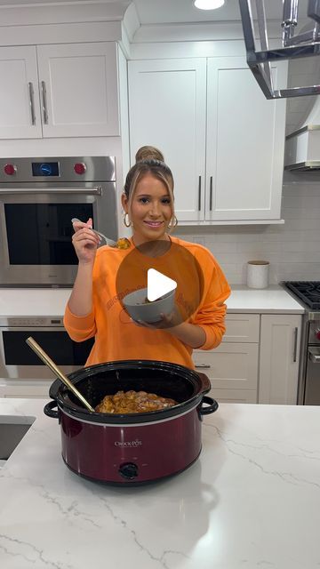 Mercedes Gonzalez Mayo on Instagram: "Crock Pot Pumpkin Cinnamon Roll Casserole🎃 I make this exact recipe in my oven every year so wanted to give it a try in my crockpot and it did not disappoint! This came out incredible and is literally a taste of fall🍁😍 I’ll be making this a lot throughout the fall season - so delicious! #crockpotmeals #crockpotdessert 

Ingredients: 

(2) 12 oz cans of cinnamon rolls
1 cup of pumpkin 
1 tbsp of pumpkin pie spice
2 tsp of vanilla extract
3 eggs
1/2 cup of heavy cream 
1/4 cup of sugar 

Cook on high for 3 hours" Crockpot Pumpkin Cinnamon Rolls, Cinnamon Roll Casserole Crockpot, Pumpkin Cinnamon Roll Casserole, Mercedes Gonzalez, Crock Pot Pumpkin, Crockpot Cinnamon Rolls, Slow Cooker Cinnamon Rolls, Pumpkin Crockpot, Lemon Blueberry Loaf