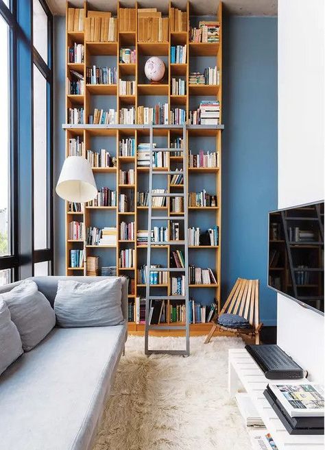 library in living room - Google Search Home Library Design Ideas, Floor To Ceiling Bookshelves, Home Library Design, Living Room Shelves, Room Shelves, Trendy Living Rooms, Design Apartment, Home Libraries, Study Space