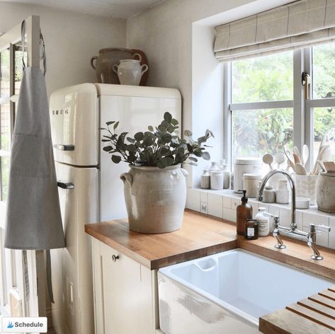 Farmhouse kitchen + cottages with minimal decor and white details. Sleek, modern, + European farmhouse inspo with Smeg fridge. Smeg Kitchen, Smeg Fridge, Cottage Kitchens, Spring Projects, Cottage Ideas, Bright Spring, Cute Kitchen, Tiny Kitchen, Cottage Kitchen