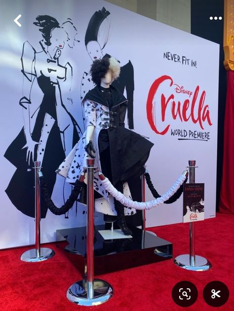 Cruella Outfits, Cruella Fashion, Cruella 2021, Cruella Costume, Halloween Parejas, Best Costume Design, Cruella Deville, Disney Live Action, Walt Disney Studios