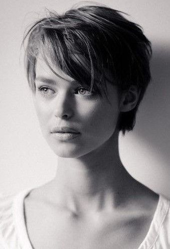 50 Striking Pixie Cut Hairstyles: Short and Chic (Gallery & Video) | 50 Stunning & Aesthetic Pixie Cut Hairstyles to achieve that Chic Look | Hair Trends 2024 | Hairstyles For Short Hair- Wavy, Curly, Straight, Medium, Punk, and More Longer Pixie Haircut, Long Pixie Hairstyles, Long Pixie Cuts, Long Pixie, Roman Holiday, Short Straight Hair, Short Pixie Haircuts, Short Pixie Cut, Haircut For Thick Hair