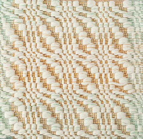 Alpaca and thread weft Striped 5/2 cotton warp Overshot leaves weave structure Weave Structures, Weaving Structure, Weaving Book, Tapestry Loom, Inkle Loom, Dobby Weave, Textile Texture, Hand Woven Textiles, Weaving Textiles