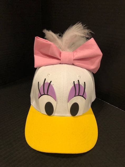 Daisy Duck Hat, Homeade Halloween Costumes, Mickey Mouse Halloween Costume, Daisy Hat, Duck Hat, Disney Mickey Ears, Disney Hats, White Baseball Cap, Mickey Mouse Halloween