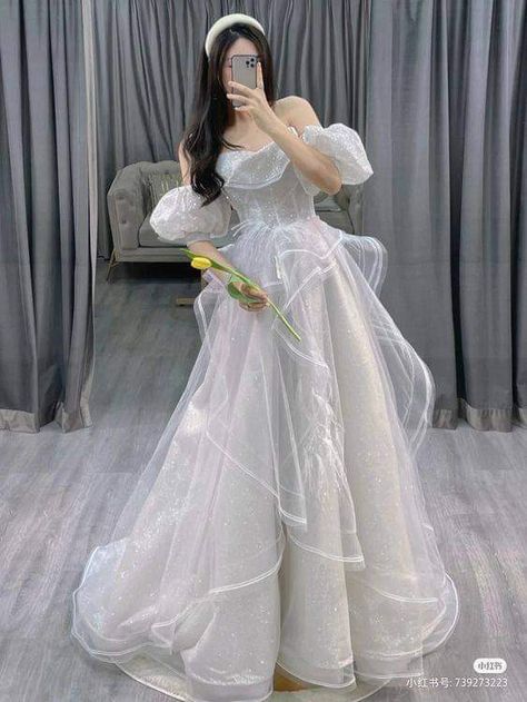 Prom Fairy Dress, Manhwa Dress Real Life, Coquette Prom Dress, Ball Gowns Fantasy, Off The Shoulder Prom Dress, Princess Ball Gowns, Prom Dress Inspiration, Pretty Prom Dresses, Fairytale Dress