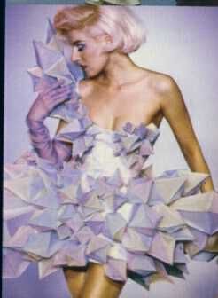 Thierry Mugler Origami Mugler Inspired, Vintage Thierry Mugler, Capitol Couture, Structured Fashion, Triangle Dress, Origami Dress, Geometric Fashion, Original Supermodels, French Fashion Designers